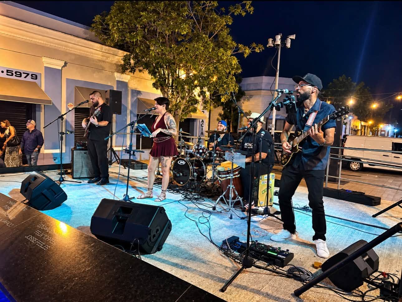Banda Tropical al Aire Libre